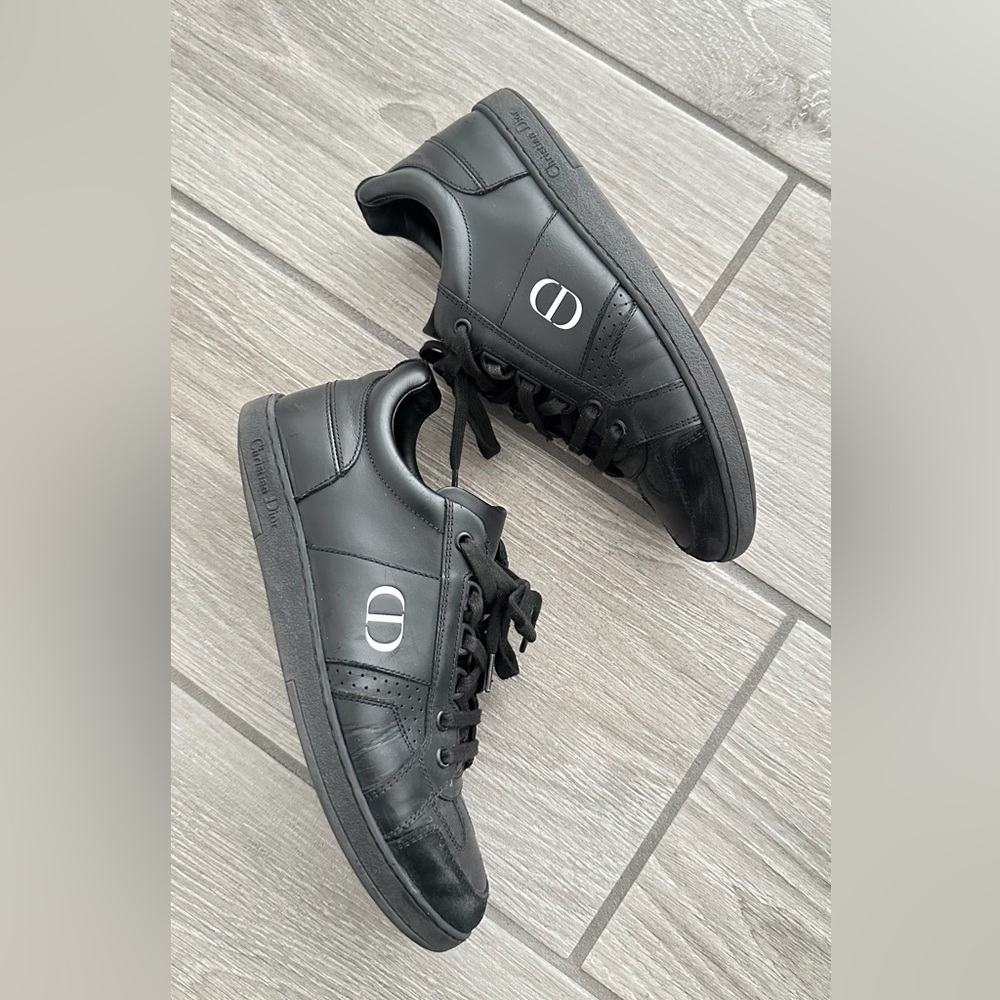 Dior Women’s Star Black Leather Sneakers